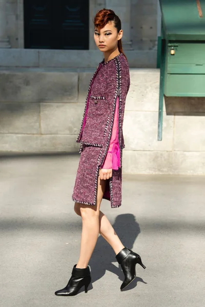 Look 16